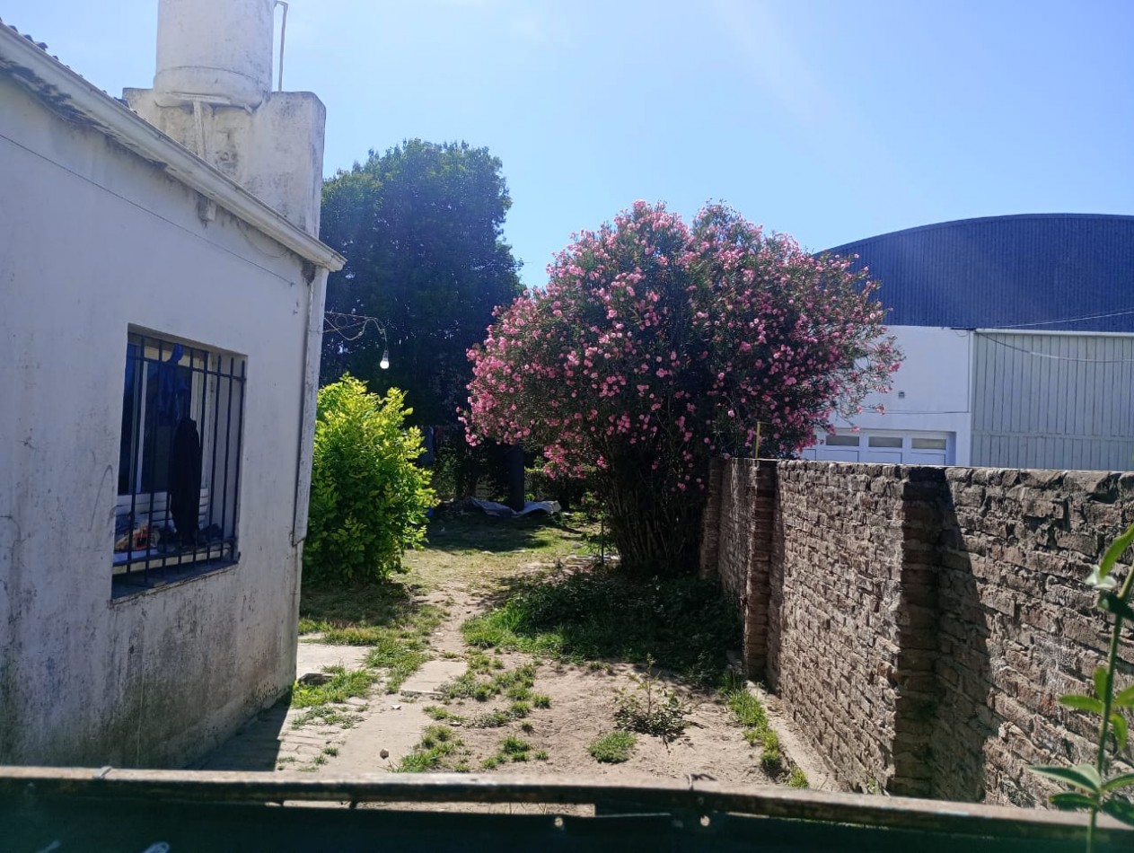VENTA DE CASA EN ZONA CENTRICA DE CARMEN DE ARECO