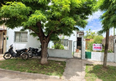 VENTA DE CASA EN ZONA CENTRICA EN CARMEN DE ARECO (B).-