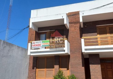 VENTA DE CASA EN ZONA CENTRICA